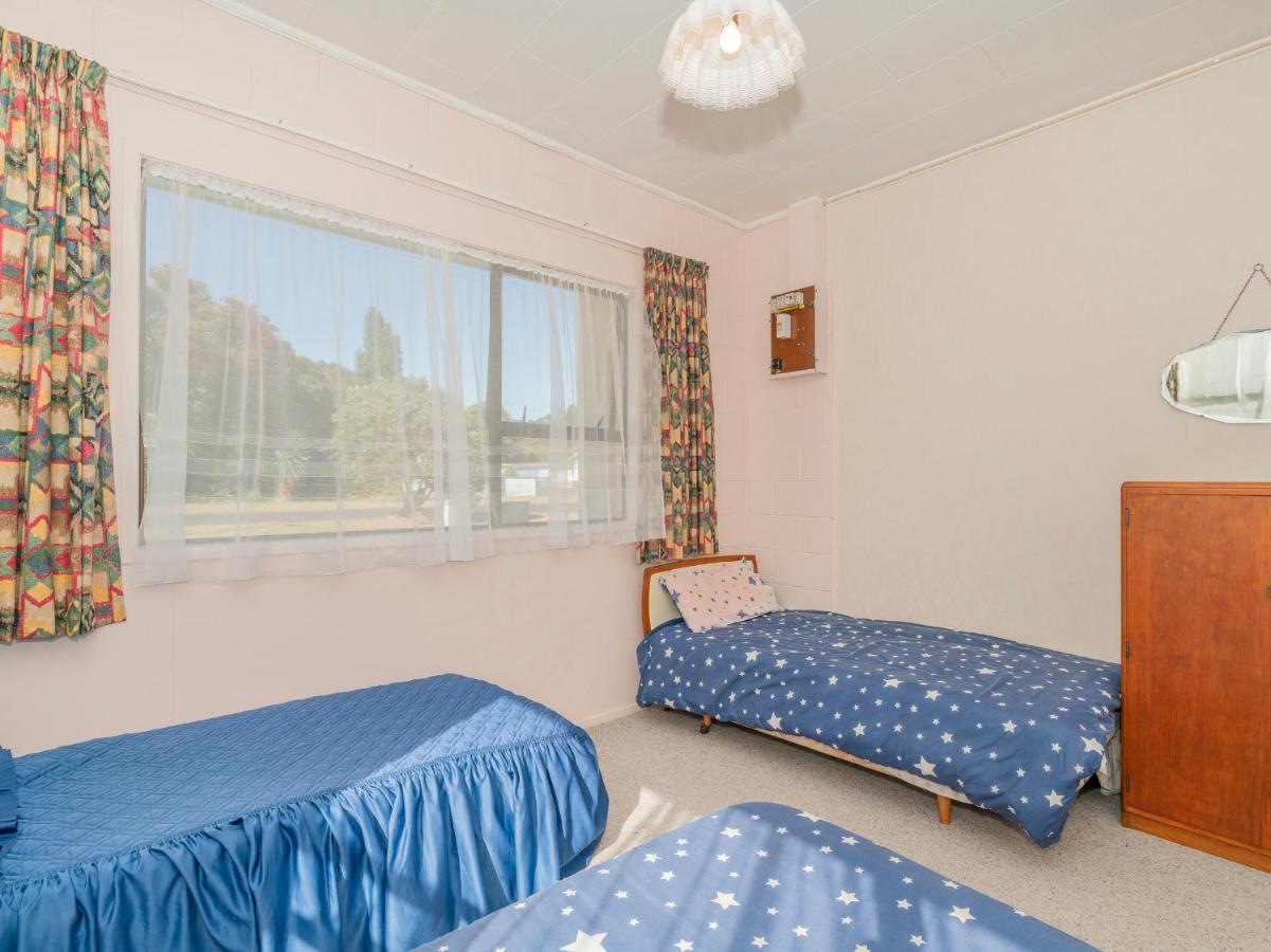 Cosy At Cooks - Cooks Beach Downstairs Unit Exterior photo